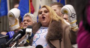 MEP threatens to ‘break Zelensky’s legs’ MEP threatens to ‘break Zelensky’s legs’