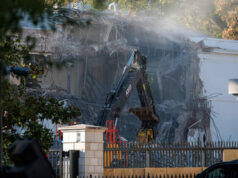 Trump demolishing part of White House Trump demolishing part of White House