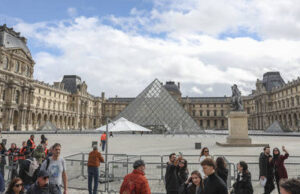Louvre heist sparks ‘woke’ hiring policy backlash Louvre heist sparks ‘woke’ hiring policy backlash