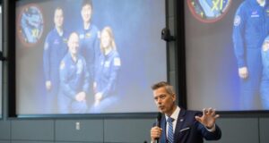 Why did NASA’s chief just shake up the agency’s plans to land on the Moon? Why did NASA’s chief just shake up the agency’s plans to land on the Moon?