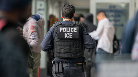 US eyeing ‘mega centers’ for immigrant deportations – NBC US eyeing ‘mega centers’ for immigrant deportations – NBC